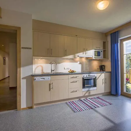2 * Zell am Ziller